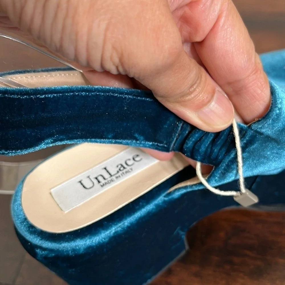 nwot unlace